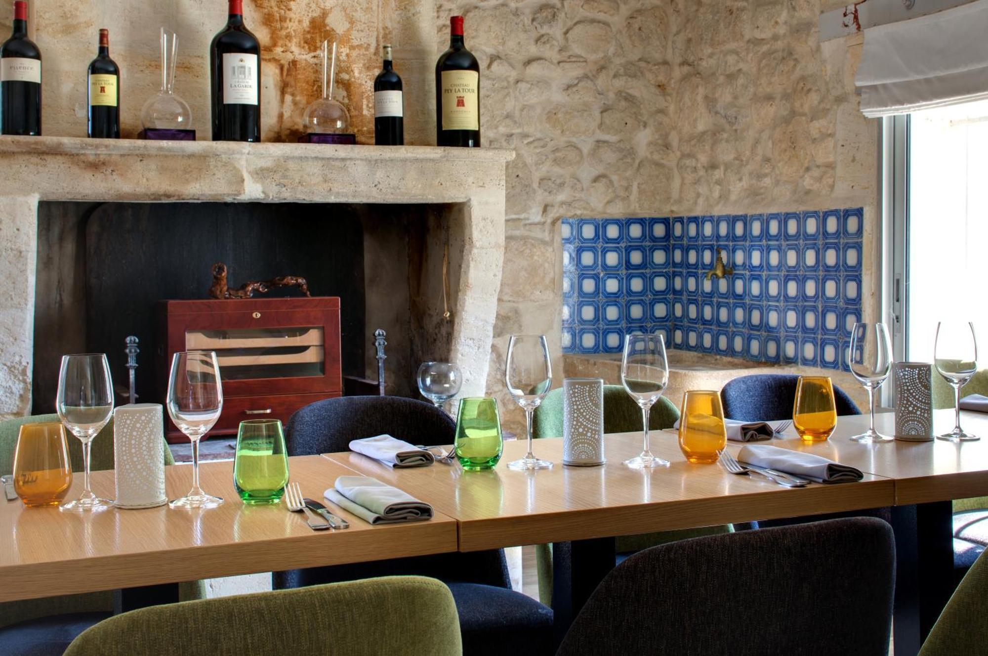 Pey La Tour - Logis Hotels & Restaurant Salleboeuf Екстер'єр фото